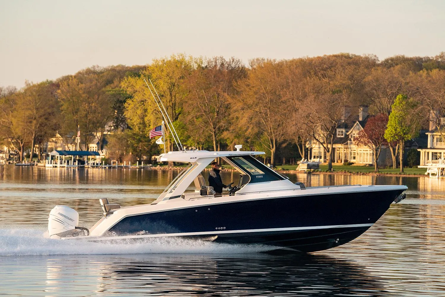 Tiara Sport Launches New Model In Sport Series, The 34 LS